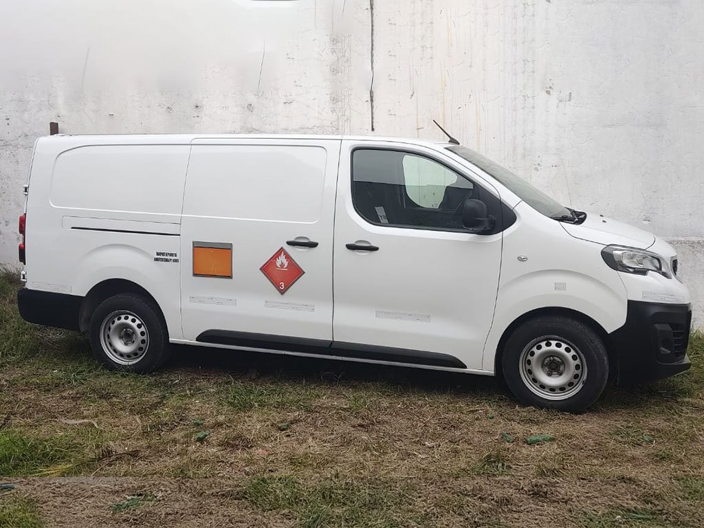 Camioneta Grupo Logistico